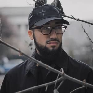 Meet your Posher, Alex